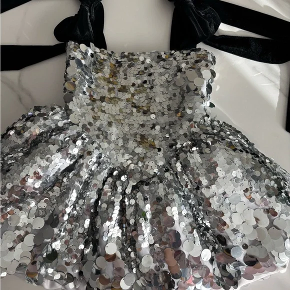 Miss Balykina Sequins Holiday Dress Black Bows Silver Girl Sz 5 Y.O. - Picture 3 of 10